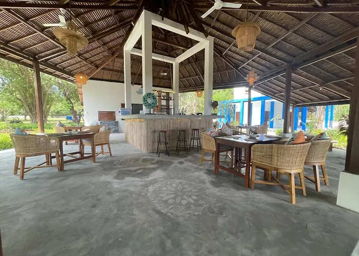 Blue Emocean Dive Eco Lodge